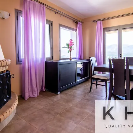Sofia's Grand View Maisonette Near Argostoli! Khelmata